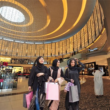 Dubai Shopping Tour – Explore Malls & Local Markets